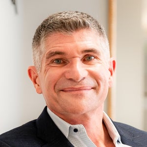 blured Gavin M. Dry, MD