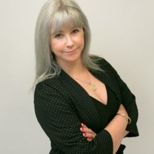 blured Dr Jenny Kimmins