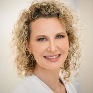 blured Marianna Blyumin-Karasik, MD