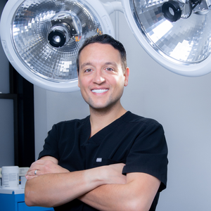 blured David Shokrian, MD