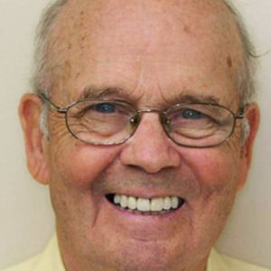 Hybrid denture on dental implants after 3696578