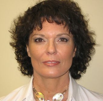 54 Year Old Seeks More Youthful Appearance after 1475033