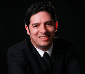 Even Garza, MD