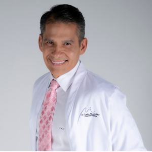 blured Dr. Carlos Alberto profile
