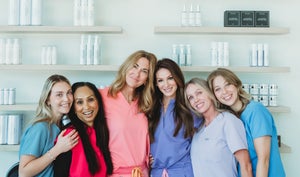 blured The Skin Company profile photo