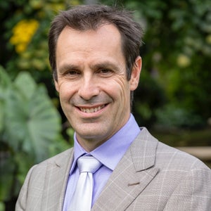 Damien Grinsell MBBS, FRACS (Plast) profile
