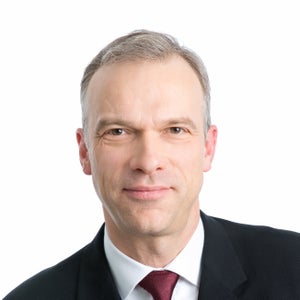 Hagen Schumacher, PhD, FRCS(Plast), FEBOPRAS profile