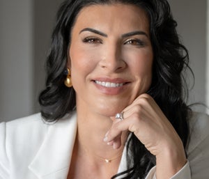 Marisa Vinas, MD profile