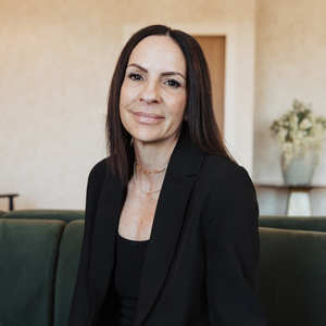 blured Shayna Shields