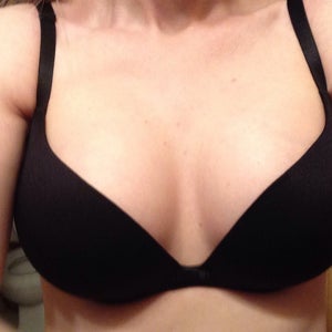 How can I create cleavage for wide set breasts? (Photo)