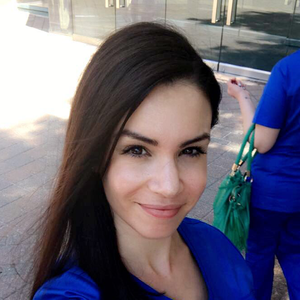 blured Katie Levitsky