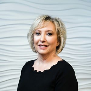Kim Suster