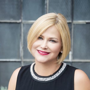 blured Shawna Russell