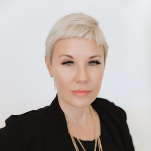 blured Katherine Small