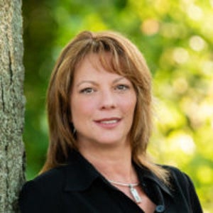 Donna Koullias, Aesthetician/Medical Laser Specialist