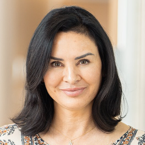 Marisha Hallarces, Master Injector