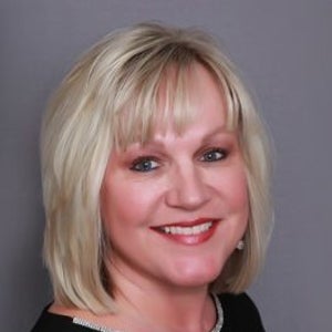 Julie Shuttleworth