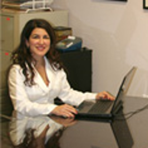 blured Yakelin Sosa, MD