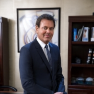 Dr. Elliot Heller