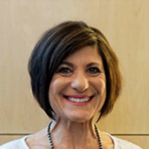 Roz Fisk, LE