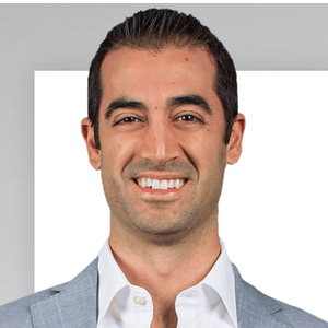 blured Alexander Zuriarrain, MD, FACS