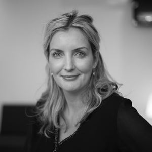 blured Dr Lisa Neligan