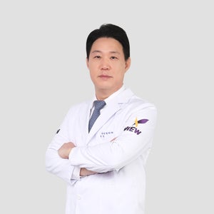 blured Dr. Gun Wook Park