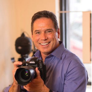 Kenneth Barraza, MD (Plastic Surgeon)