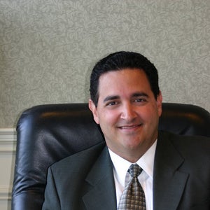 blured Antonio Luis Uria, MD