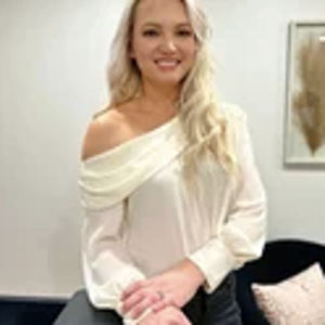 Jennifer L. McKay