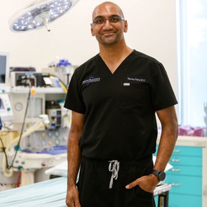 blured Naveen Setty, MD