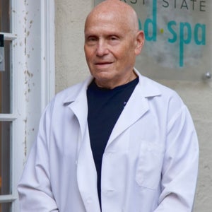 Nadiv Shapira, MD