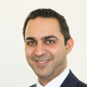 blured Simon Zokaie, BSc, MBChB,  MRCP