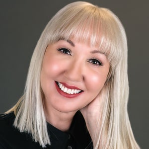 Lisa Gulcher, MD