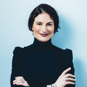 blured Alissa Lamoureux, DO