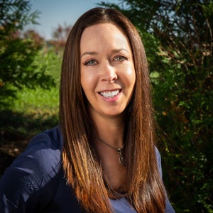 blured Leslie Apgar, MD