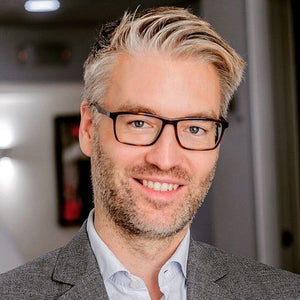 Felix J. Paprottka, MD