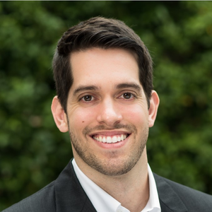 blured Ryan Vick, DDS