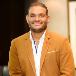 Carlos Lopez Collado, MD