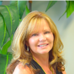 Denise Curtis