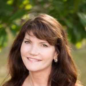 Paula King