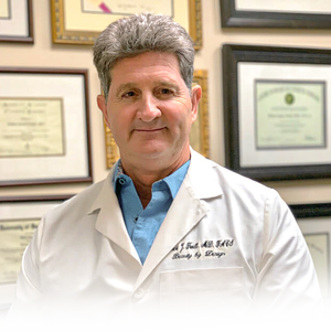 blured Robert Troell