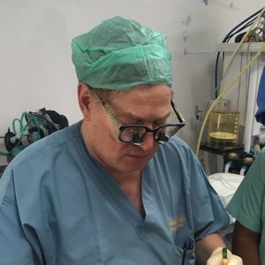 blured Larry Weinstein, MD