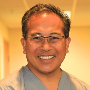 blured Red Alinsod, MD