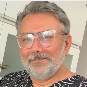 Gökhan Uğur, MD