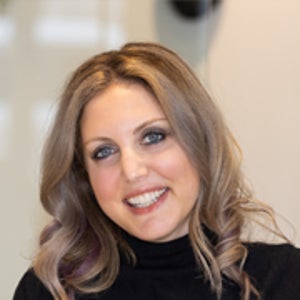 blured Diana Brouillard