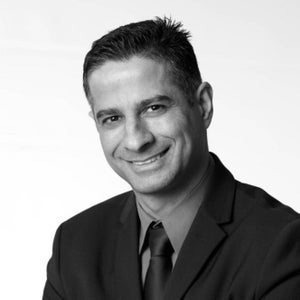 Vahid Sahiholnasab, MD