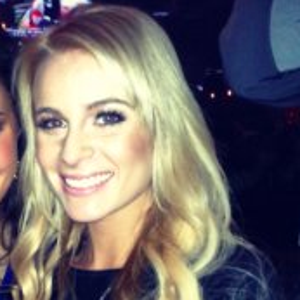 blured Chelsea, Cosmetologist