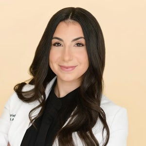 blured Marielle Benayun