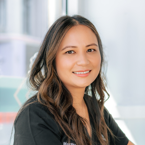 blured Martha Villarin